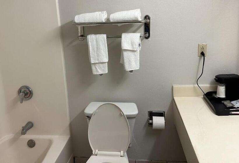 هتل Super Inn & Suites Philadelphia