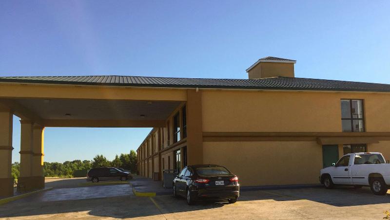 هتل Super Inn & Suites Philadelphia