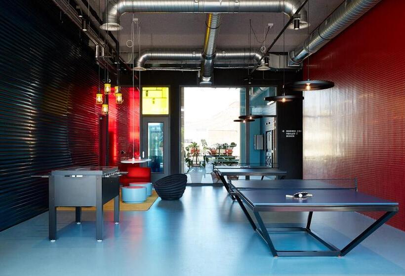 هتل The Social Hub Groningen