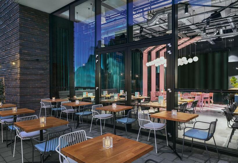 هتل The Social Hub Groningen