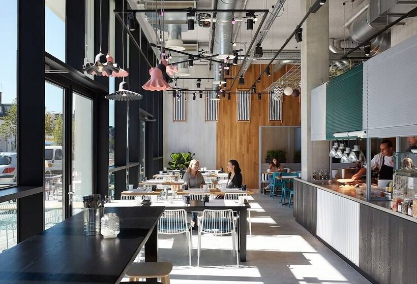 هتل The Social Hub Groningen