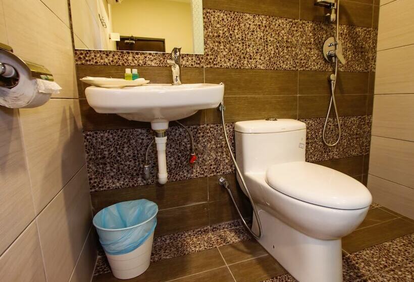 בית מלון כפרי Tropicana Boutique