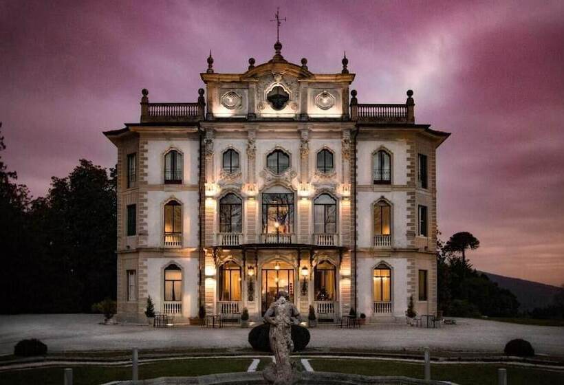 ホテル Villa Borghi
