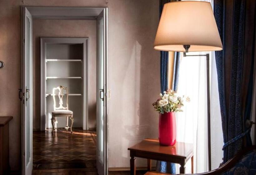 ホテル Villa Borghi