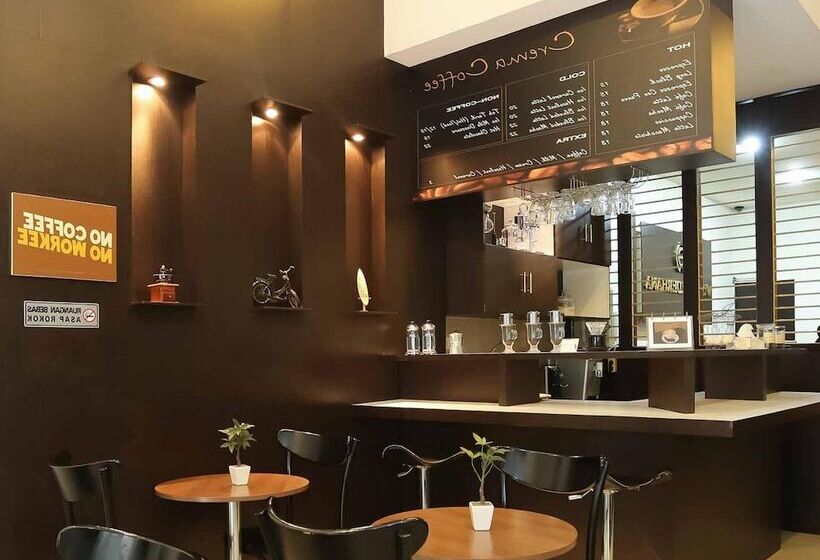 酒店 Wisma Sederhana Mitra Reddoorz