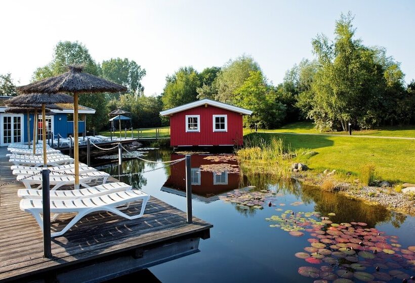 Отель Wonnemar Resort