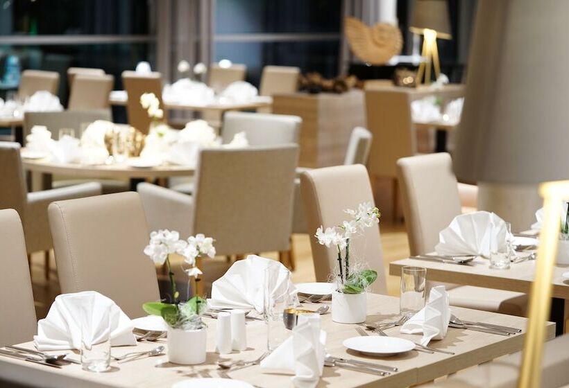 Отель Wonnemar Resort