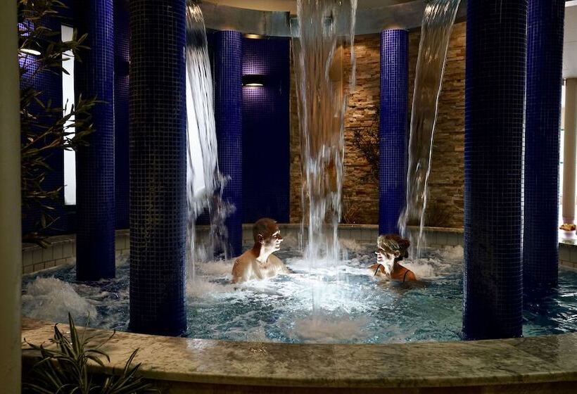 Отель Wonnemar Resort