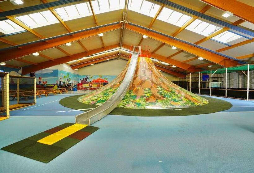 Отель Wonnemar Resort