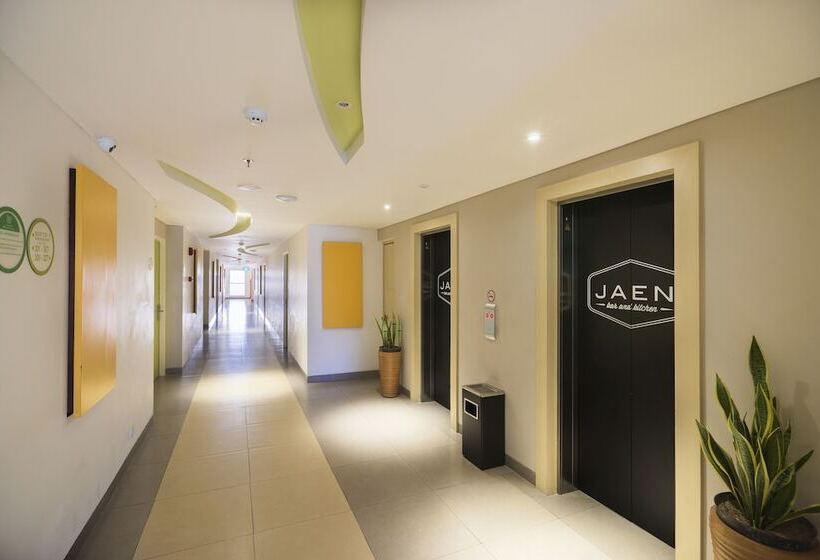 Zest Legian By Swiss Belhotel International