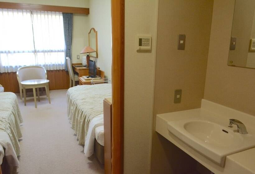 Inuyama International Youth Hostel