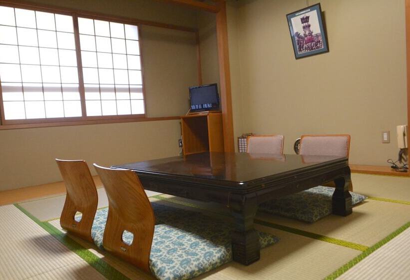 Inuyama International Youth Hostel