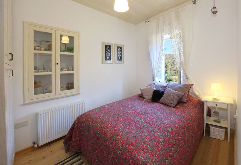 Kalopanayiotis Cottage