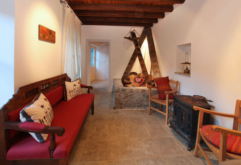 Kalopanayiotis Cottage