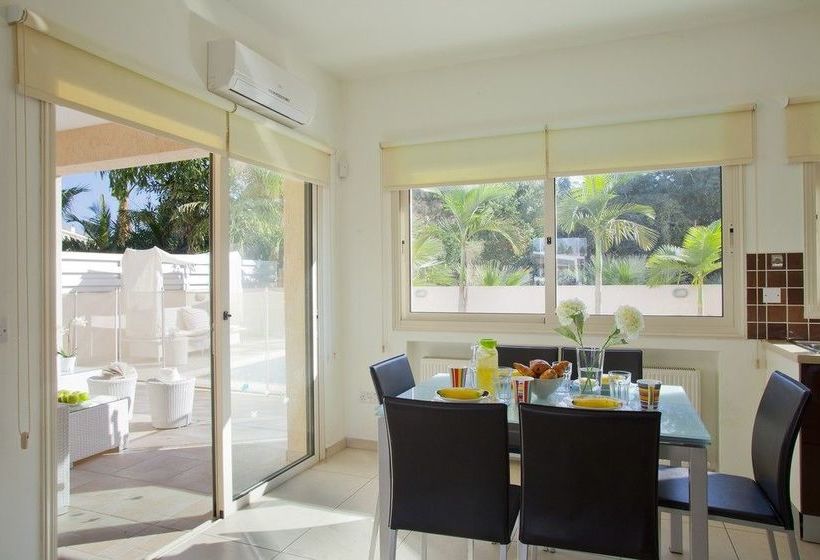 Michelle Pernera Villas