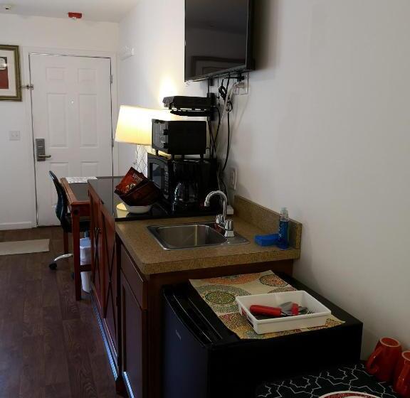 모텔 Apple Inn And Suites Cooperstown Area