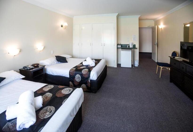 فندق على الطريق Comfort Hotel Pacific Cleveland