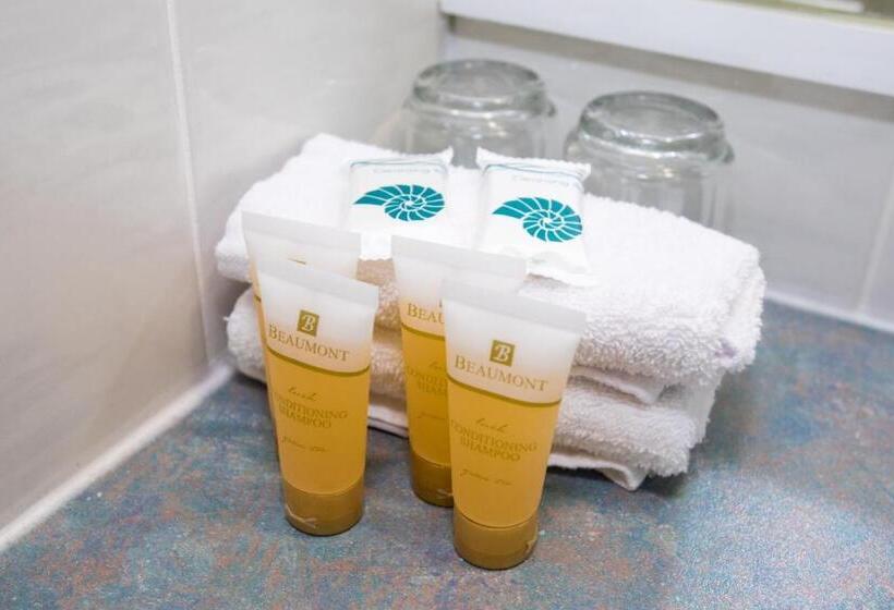 فندق على الطريق Comfort Hotel Pacific Cleveland