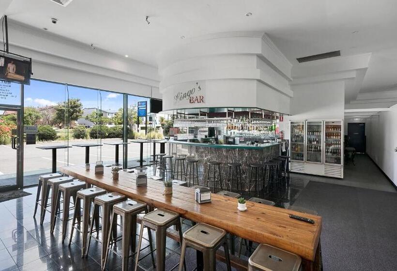 فندق على الطريق Comfort Hotel Pacific Cleveland