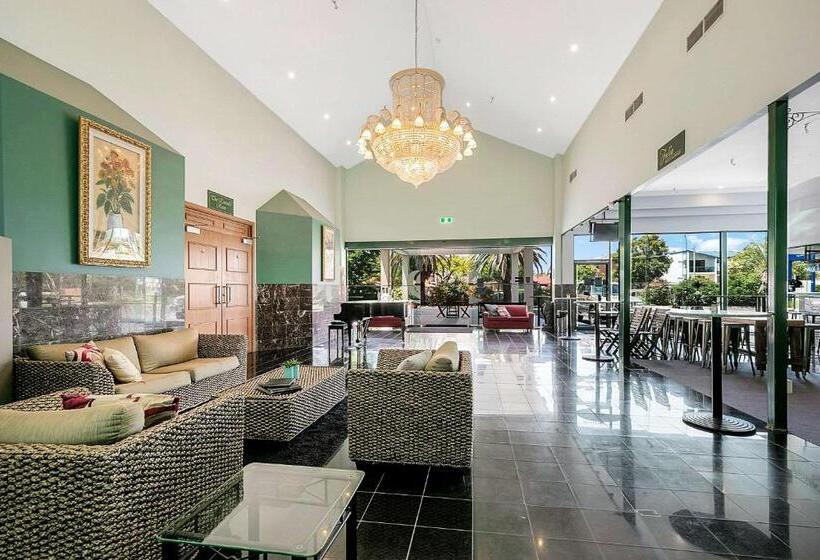 فندق على الطريق Comfort Hotel Pacific Cleveland