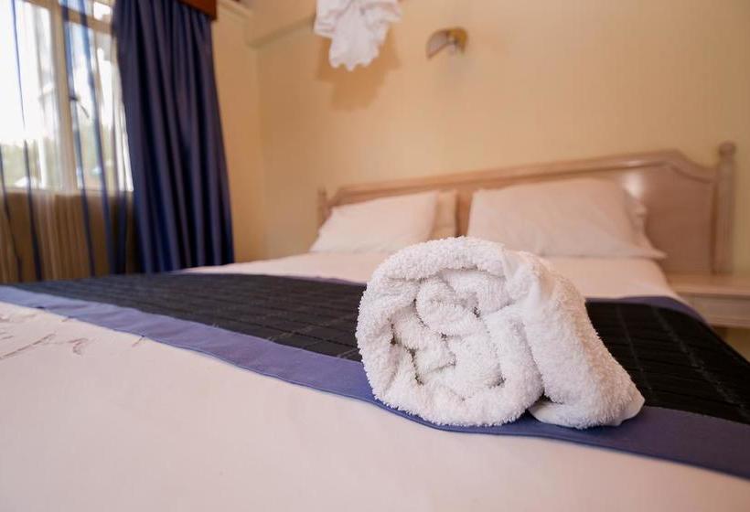 Palm Tree Bed & Breakfast