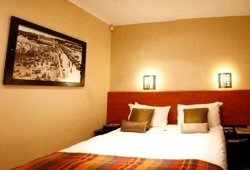 펜션 A La Martha S Airport Guest House