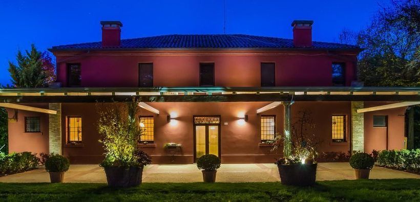 بنسيون Borgo La Colombara