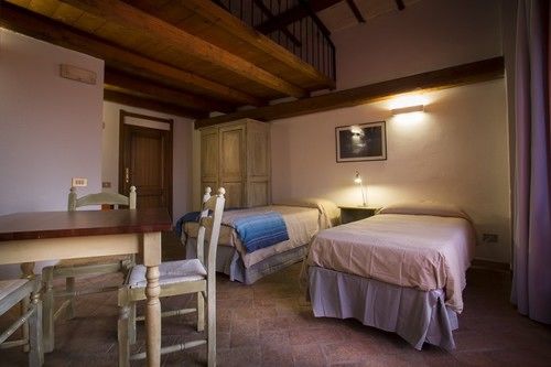 بنسيون Borgo La Colombara