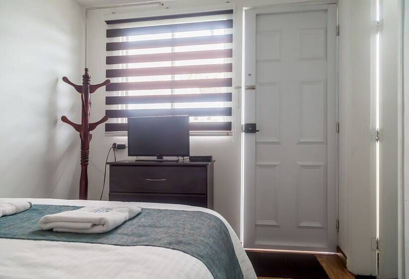 بنسيون Casa Jota