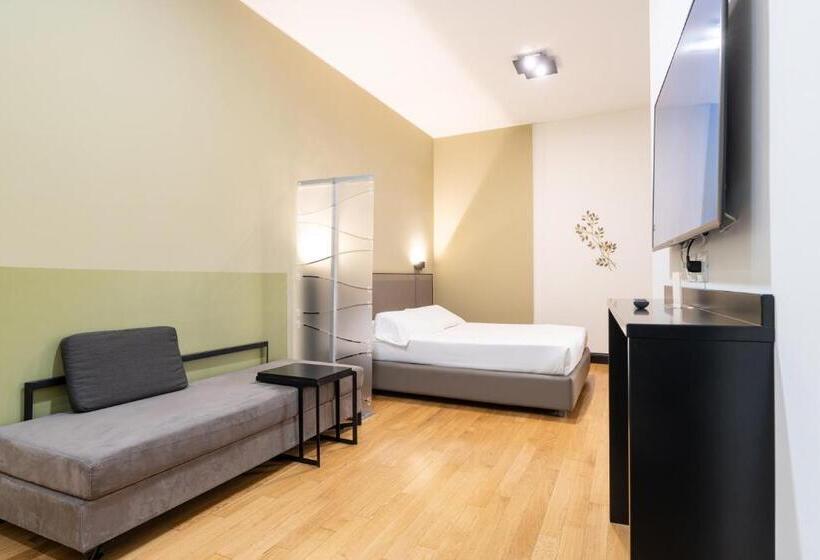 膳宿费 Castello Guest House Milano