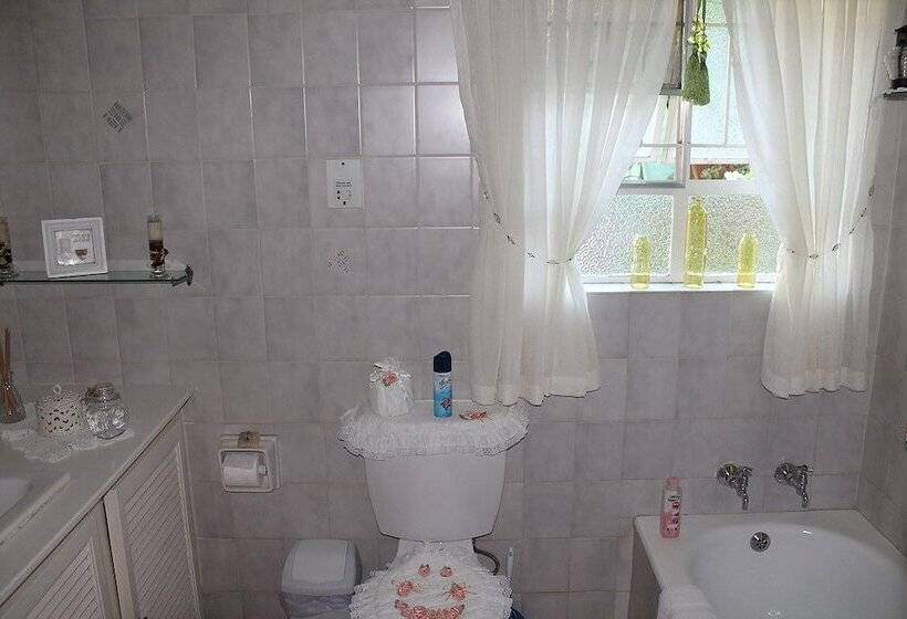 ペンション Harmony Guesthouse