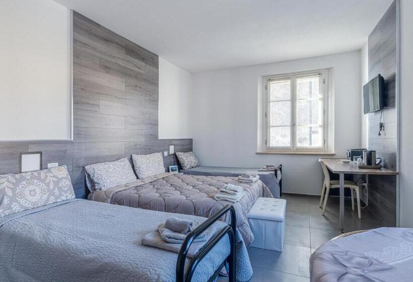 بنسيون House Sabbioneta