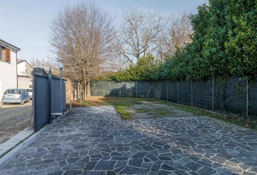 بنسيون House Sabbioneta