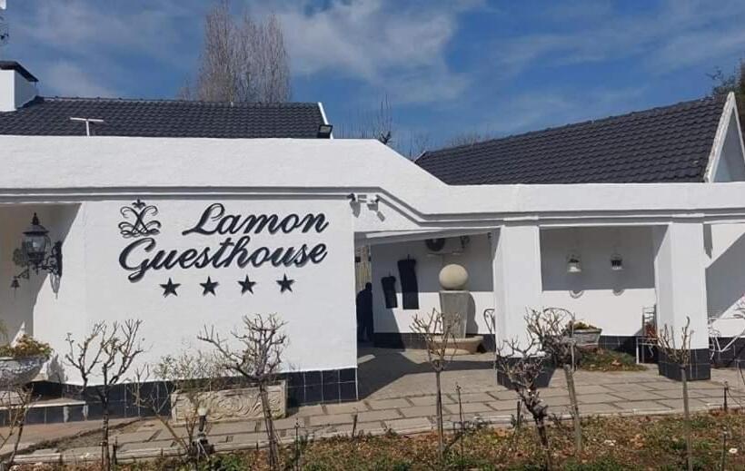 ペンション Lamon Guesthouse