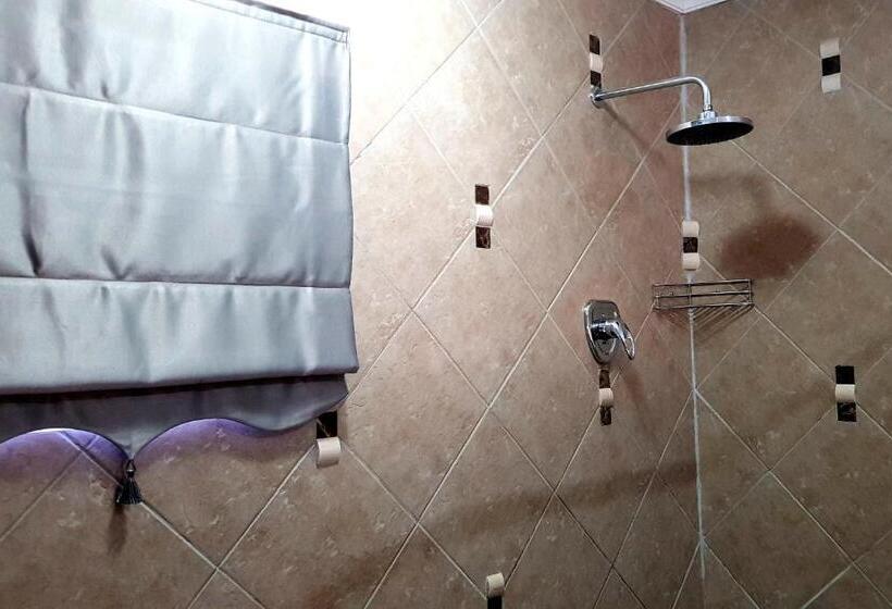 ペンション Lamon Guesthouse