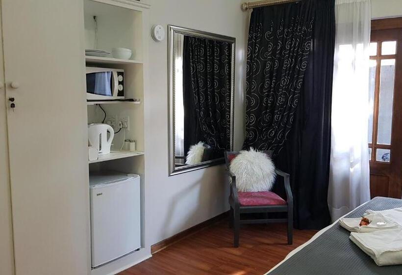 ペンション Lamon Guesthouse