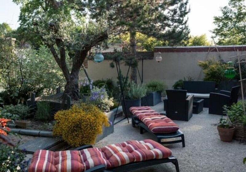 膳宿费 Le Corrigot