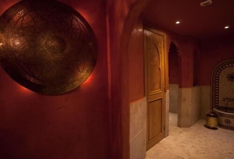 膳宿费 Le Corrigot