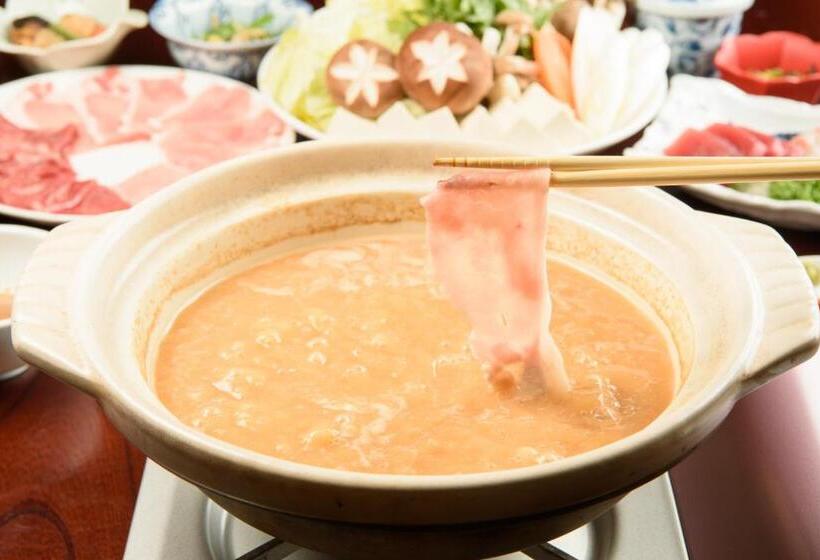 پانسیون Ryokan Ikoisanso