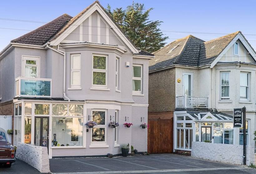 بنسيون Stour Lodge Guest House