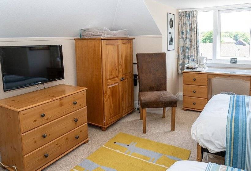 بنسيون Stour Lodge Guest House