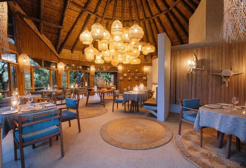 פנסיון Thonga Beach Lodge