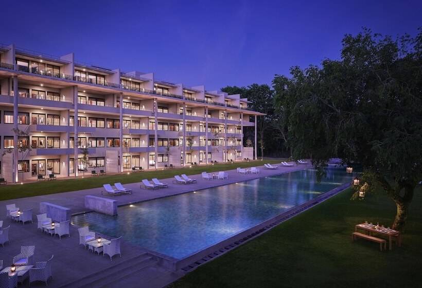 리조트 Jetwing Lake