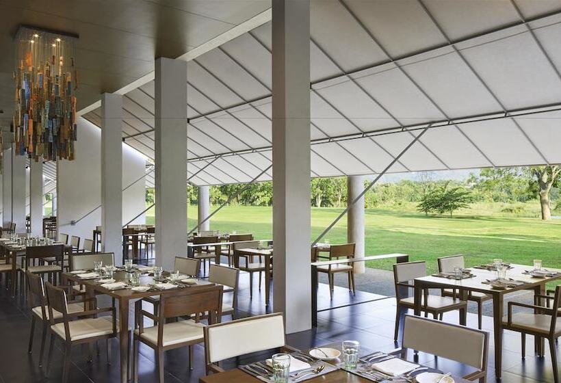 리조트 Jetwing Lake