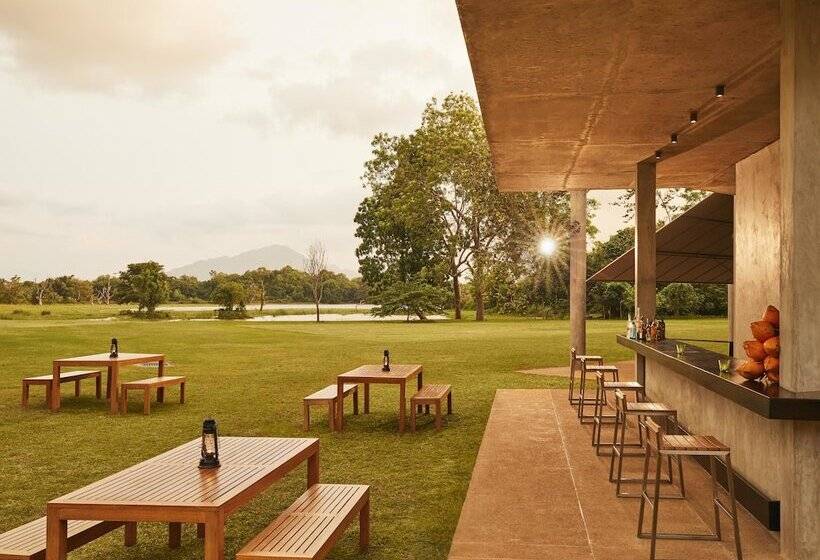 리조트 Jetwing Lake