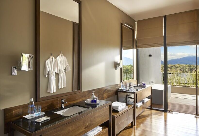 리조트 Jetwing Lake