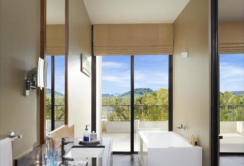 리조트 Jetwing Lake