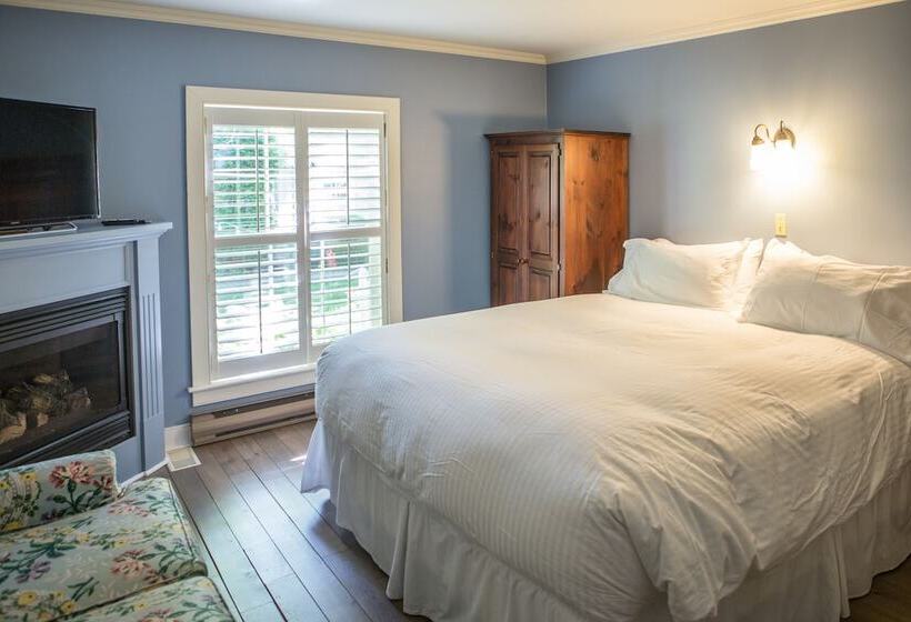 The Little Inn Of Bayfield