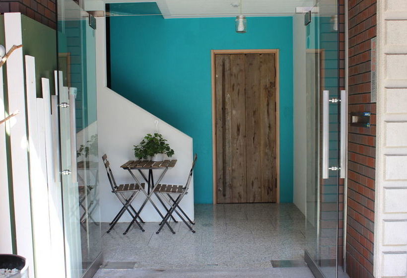 ユースホステル Atta Toyosaki