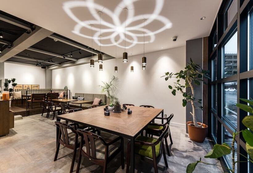 فندق صغير Drop Inn Tottori